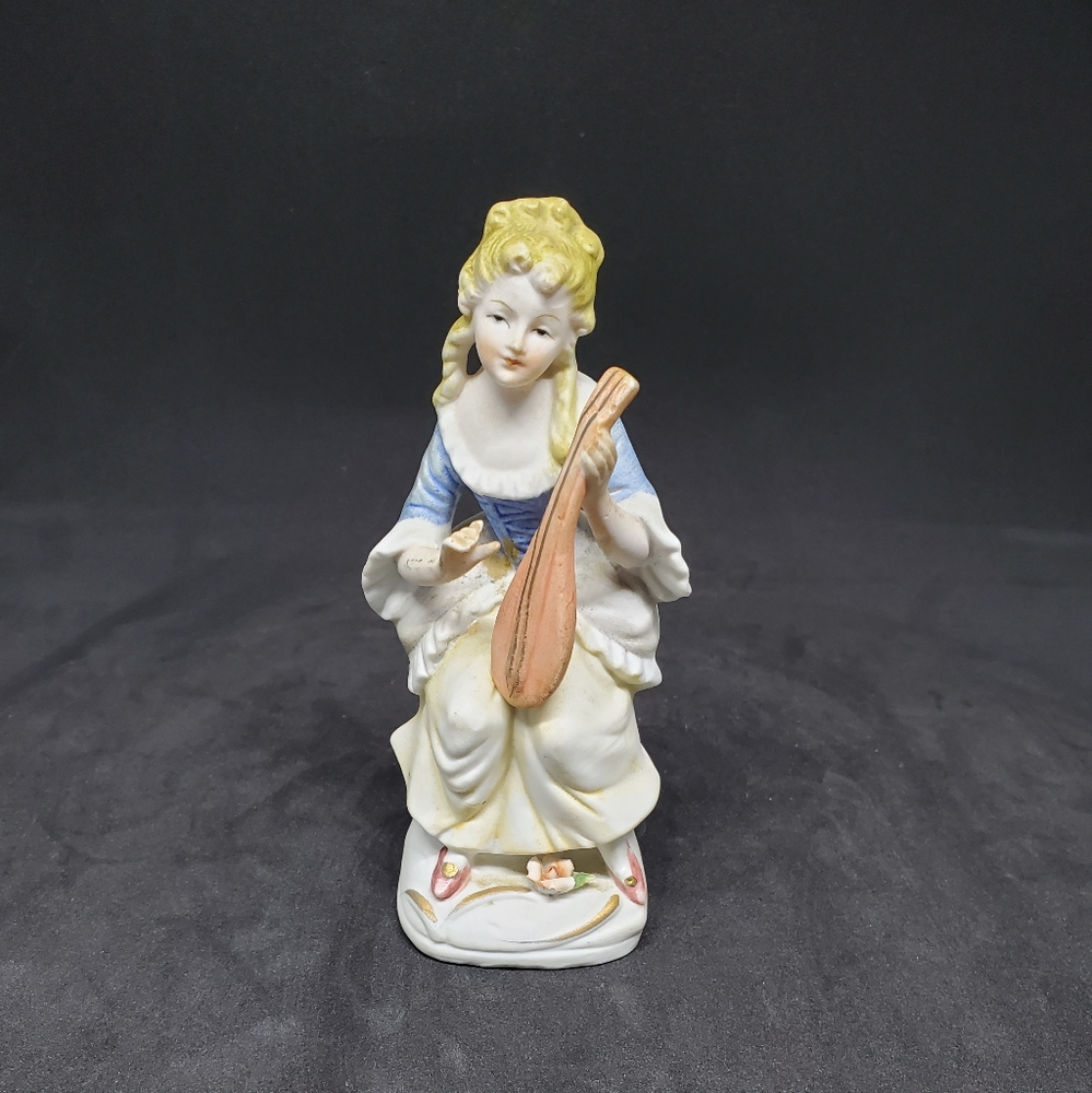 Vintage Napcoware Lady Playing A Lute  #C-6317